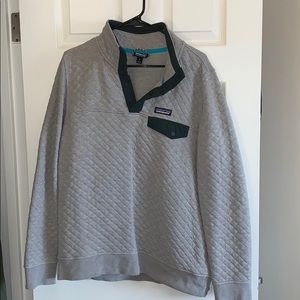 Women’s forest green quilted pullover - WORN ONCE!